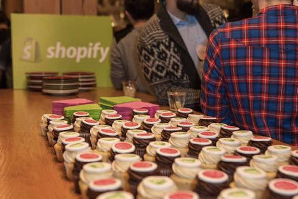 Madrid Shopify Meetup: 5 Reportes de Google Analytics para usar en tu tienda Shopify